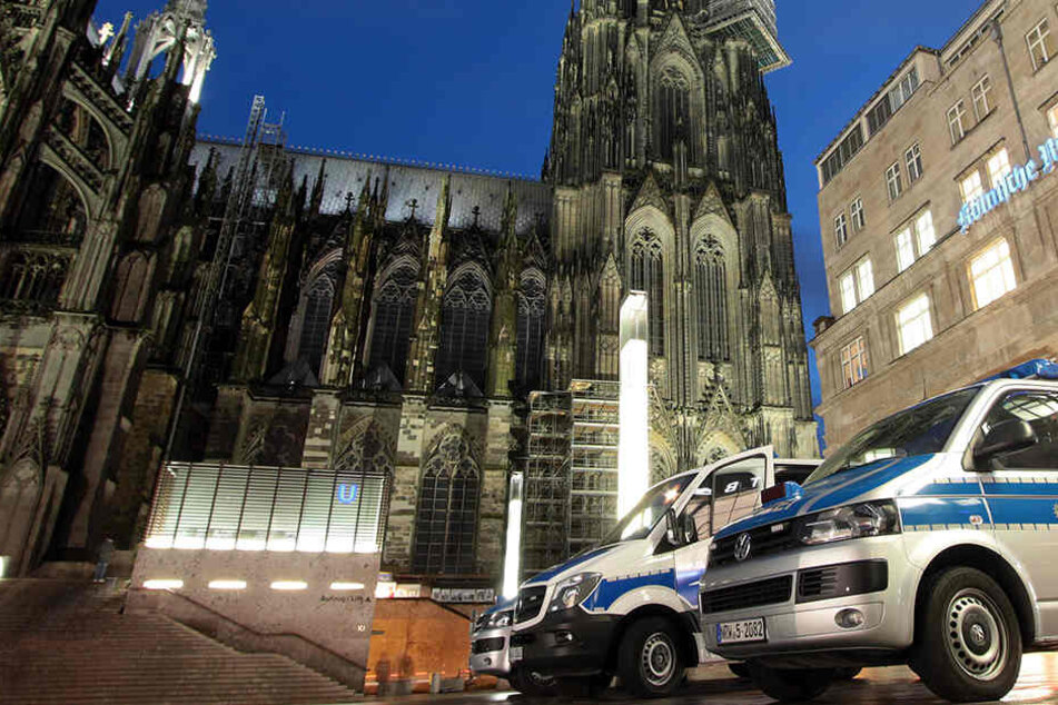 Die Opfer der Silvesternacht seien kaum zu Wort gekommen in den Berichten der öffentlichen Anstalten.