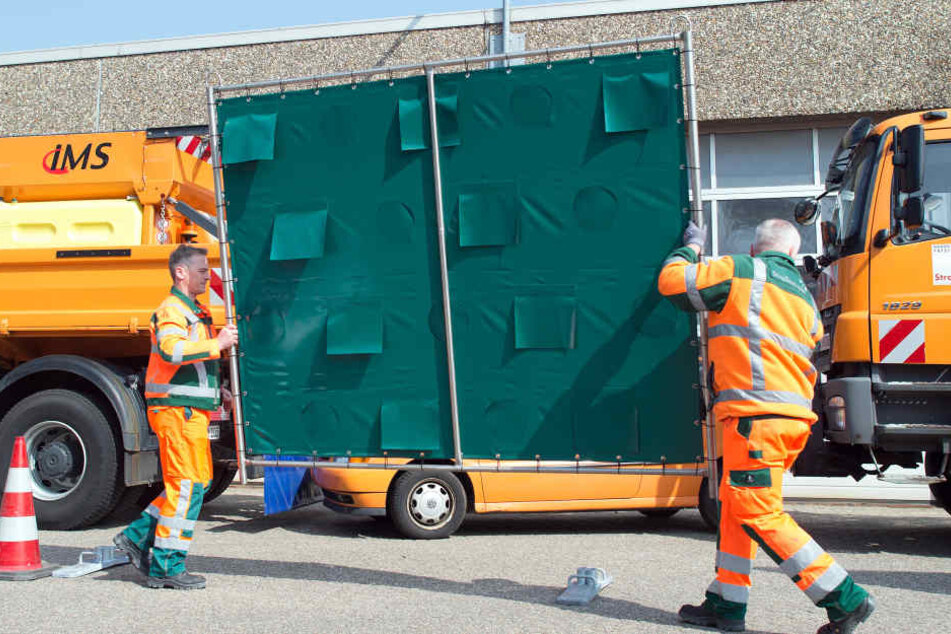 Die mobilen Wände gehören demnächst wohl zur Grundausstattung der Einsatzkräfte.