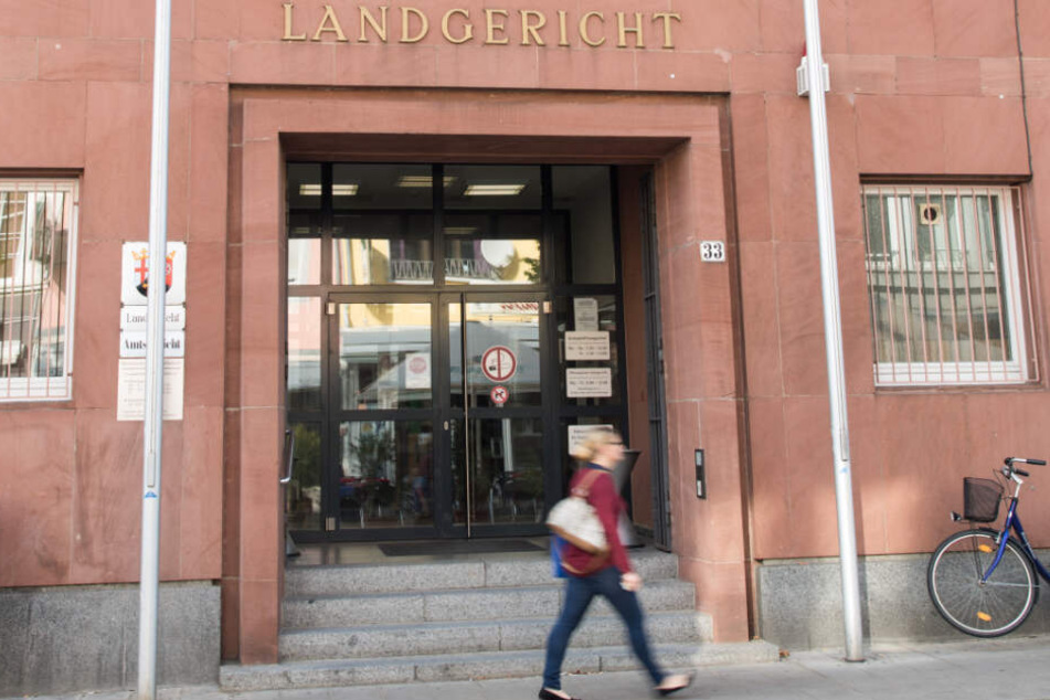 Der Fall wird vor dem Landgericht Frankenthal verhandelt.