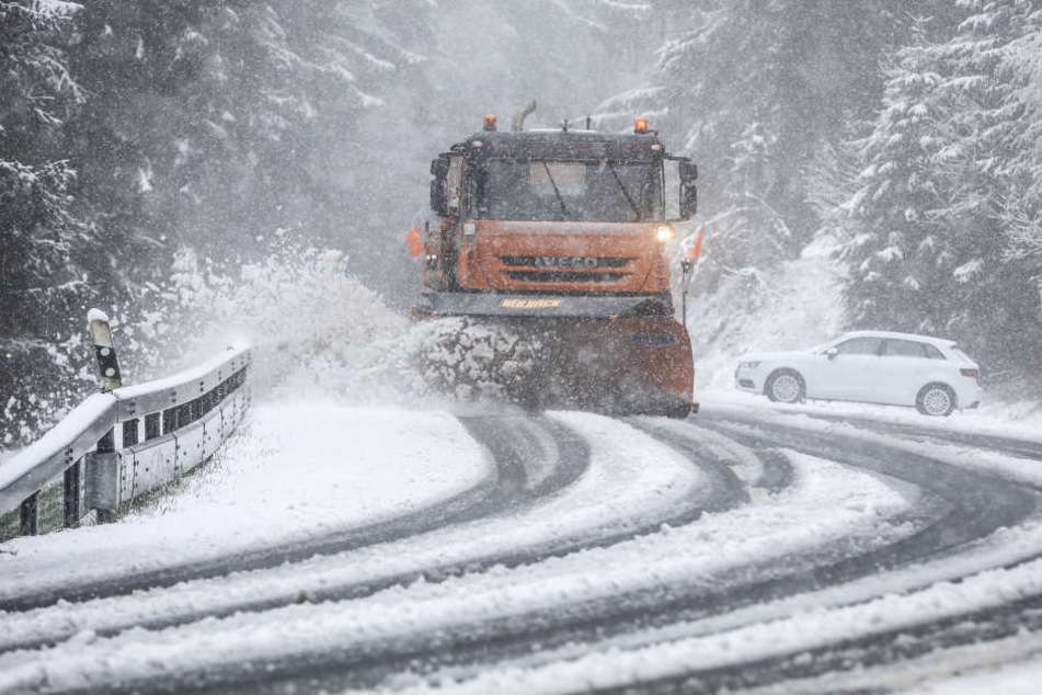 Wintermantel Raus Hier Fallt Der Erste Schnee In Hessen Tag24