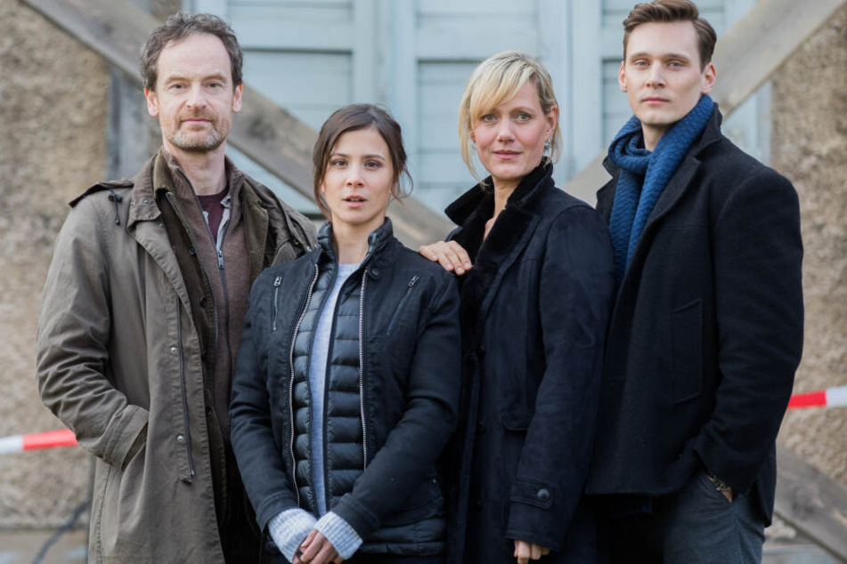 Das aktuelle Team des Tatorts aus Dortmund: Die Schauspieler Jörg Hartmann (l-r, Peter Faber), Aylin Tezel (Nora Dalay), Anna Schudt (Martina Bönisch) und Rick Okon (Jan Pawlak).