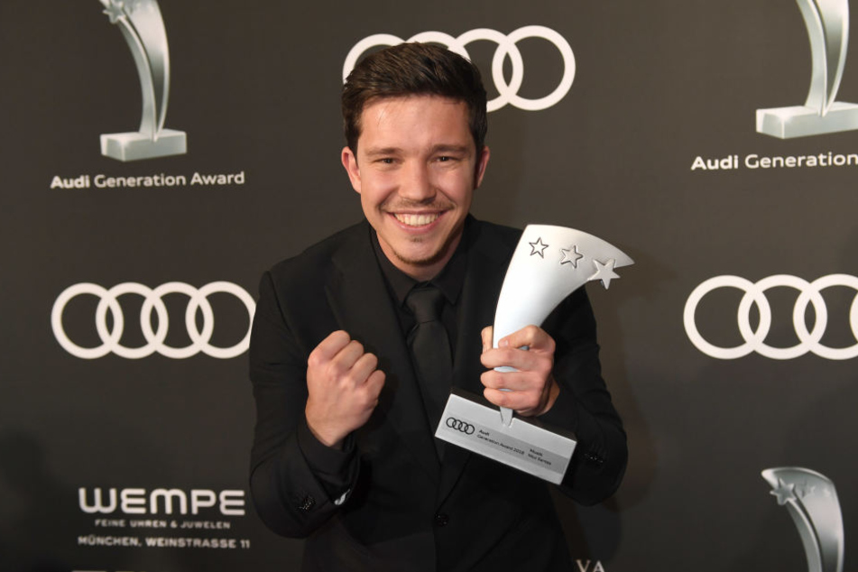 Nico Santos nach der Verleihung des "Audi Generation Awards" im Bayerischen Hof in München