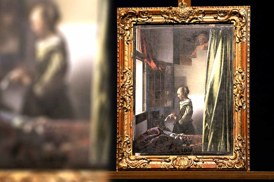 Da schaut er heraus, der Cupido. Ein Bild im Bild: Nach Fertigstellung der Restauration wird der Liebesengel beinah die ganze Wandfläche einnehmen.