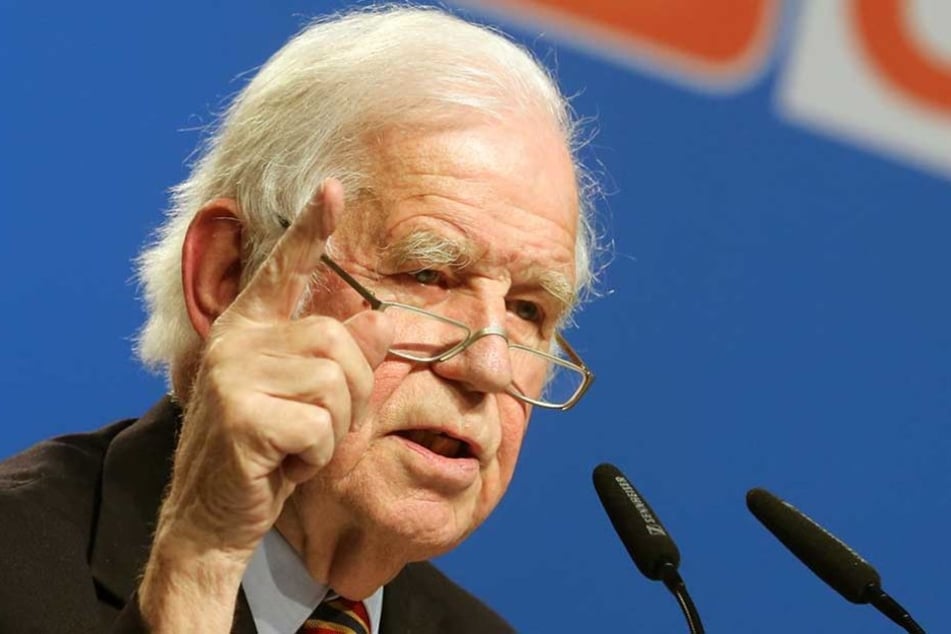 Kurt Biedenkopf (87) spart nicht mit Kritik an Stanislaw Tillich.