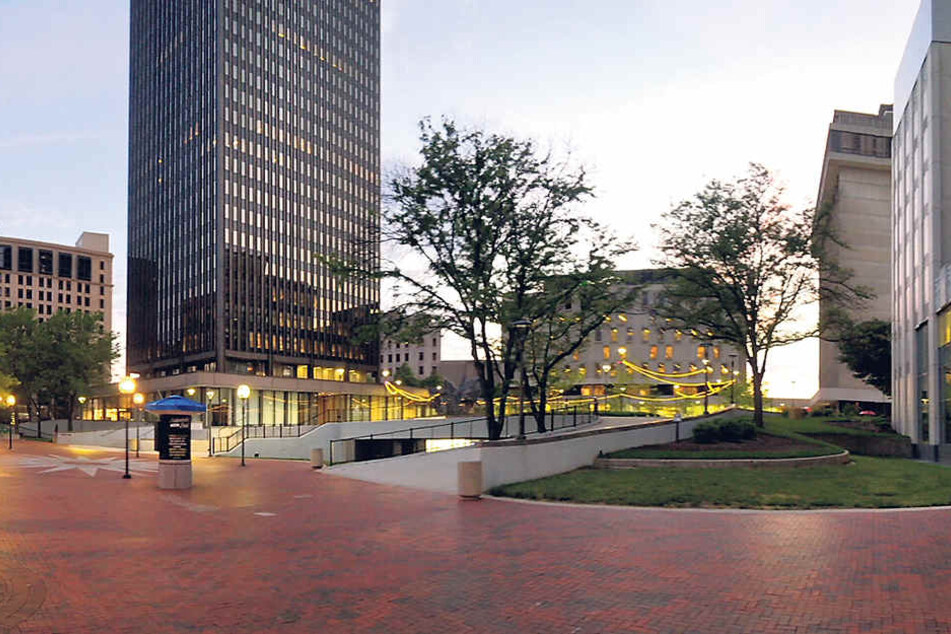 Leere Straßen zwischen den Wolkenkratzern:
Akron hätte gern mehr Menschen in der City.