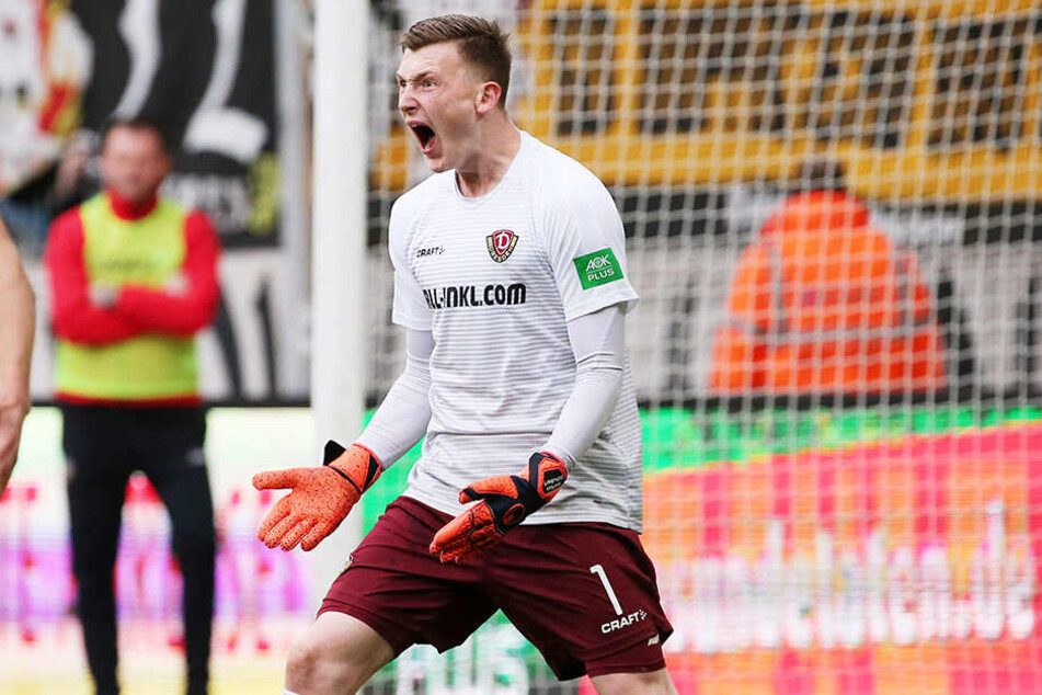 Markus Schubert wird seit der Winterpause mit Testspielgegner FC Augsburg in Verbindung gebracht, weilt aber momentan bei der deutschen U20-Nationalmannschaft.