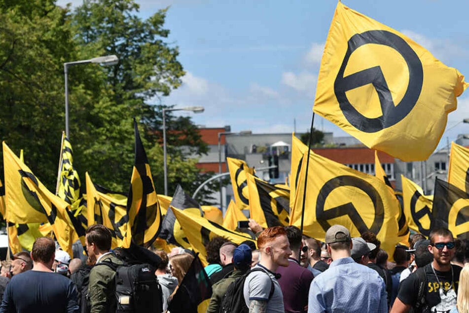 Mitglieder der Bewegung fühlen sich vor allem von einer "Islamisierung" bedroht. (Symbolbild)