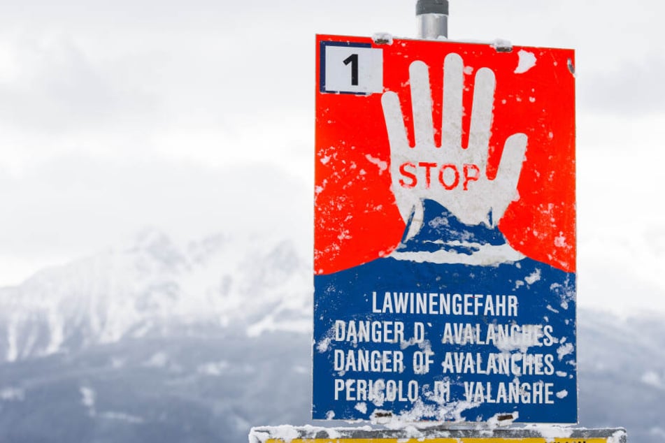 In Europa unterscheidet man fünf Gefahrenstufen: Von geringer Gefahr bis sehr großer Gefahr vor Lawinen.