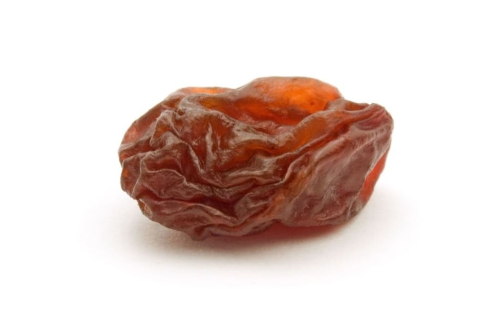 Laut der Ernährungswissenschaftlerin Leslie Korn macht das Essen einer Rosine pro Tag schlank und glücklich.