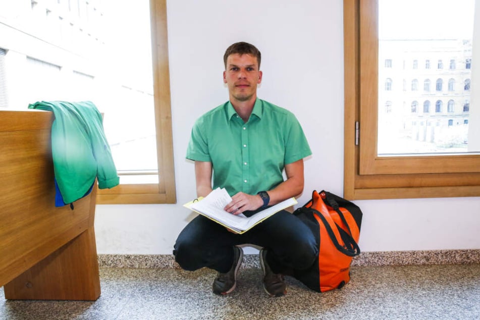 Polizist Matthias R. (37) ermittelte gegen den Betrügerring, der europaweit agiert.