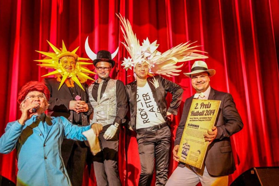 Hatten es nicht nur im, sondern vor allem auf dem Kopf - die Gewinner des
Hutballs 2016.
