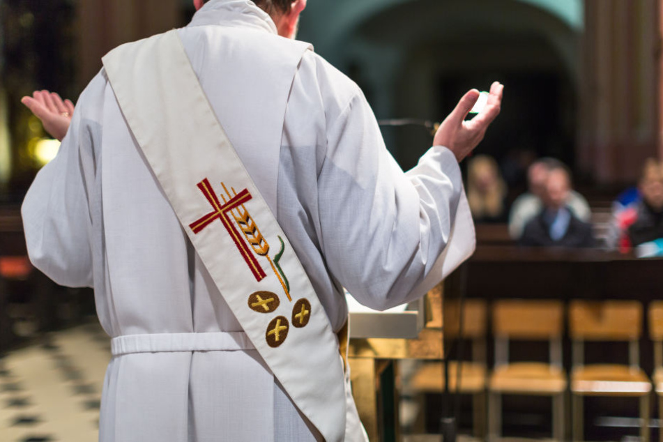 Dem Jesuitenpater Ansgar Wucherpfennig sei nach seinen Äußerungen die Unbedenklichkeitserklärung aus Rom verweigert worden (Symbolbild).