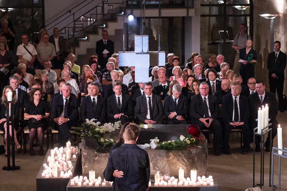 Gut 200 Menschen waren zur Andacht in der Frauenkirche anwesend.