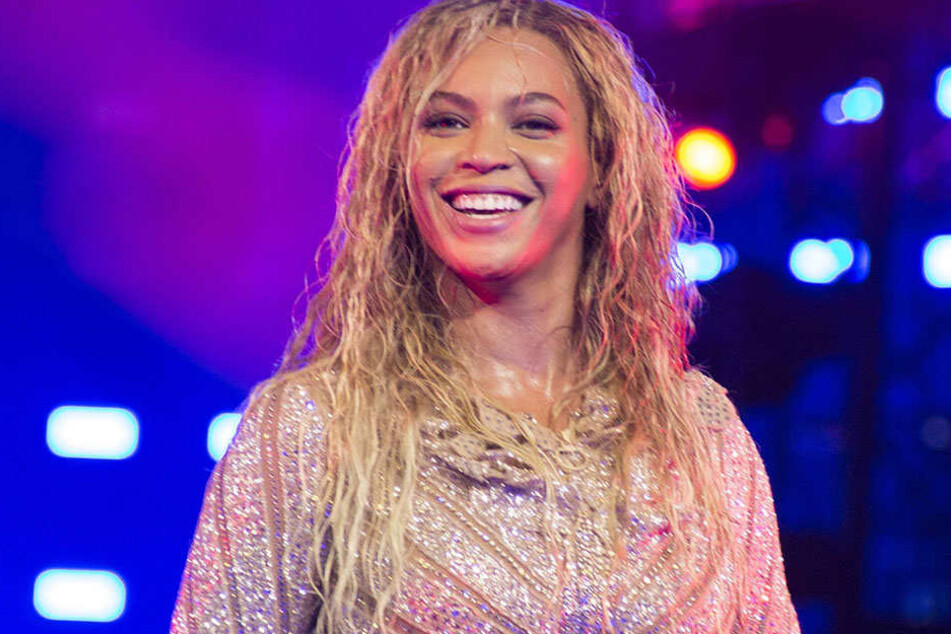 Beyonce (37) hat gut lachen: Sie muss sich nicht weiter mit den Vorwürfen der Hexerei auseinandersetzen.