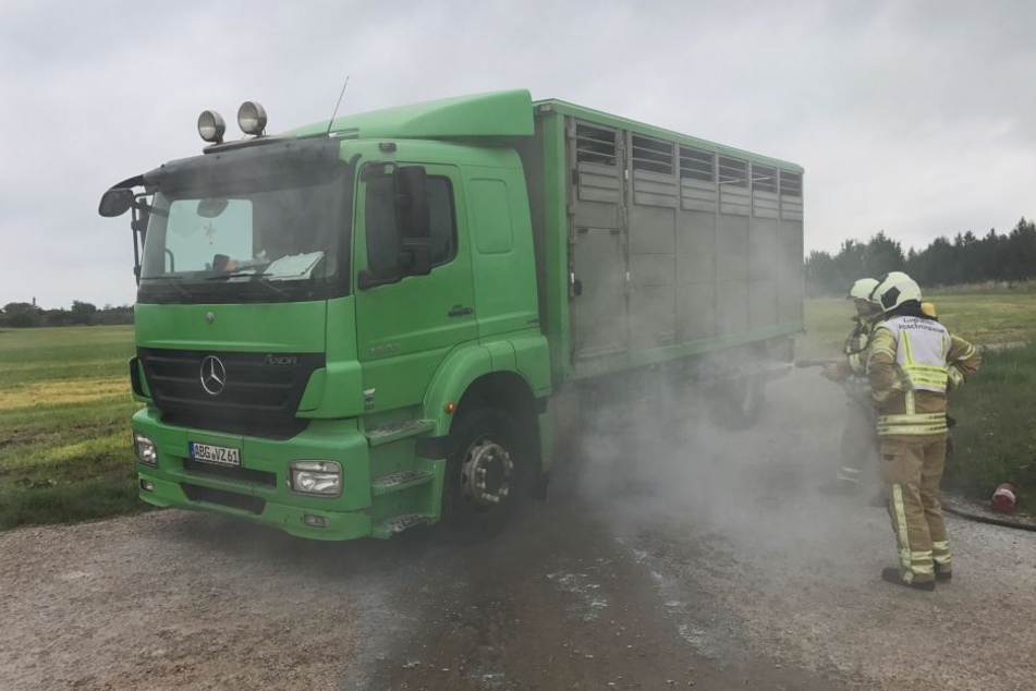 Zum Glück war der Viehtransporter leer, als das Unglück passierte.