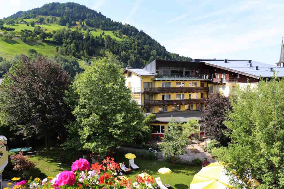 Das 4-Sterne Hotel LATINI in schönster Lage.
