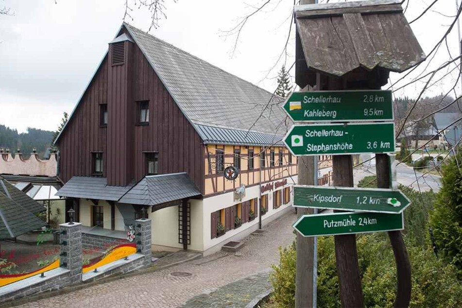 Hier ist der Biker König: Der Gasthof Bärenfels ist einer von Sachsens "Motorradfreundlichen Hotelbetrieben".