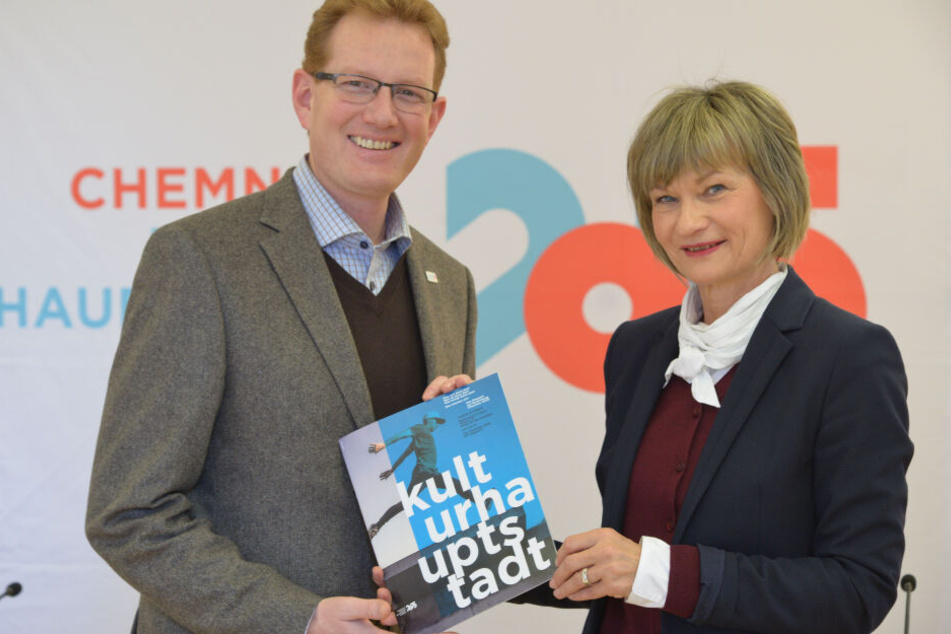 Haben Großes vor: OB Barbara Ludwig (56, SPD) und Projektleiter Ferenc Csàk (44) wollen Chemnitz zum Titel "Europäische Kulturhauptstadt 2025" führen.