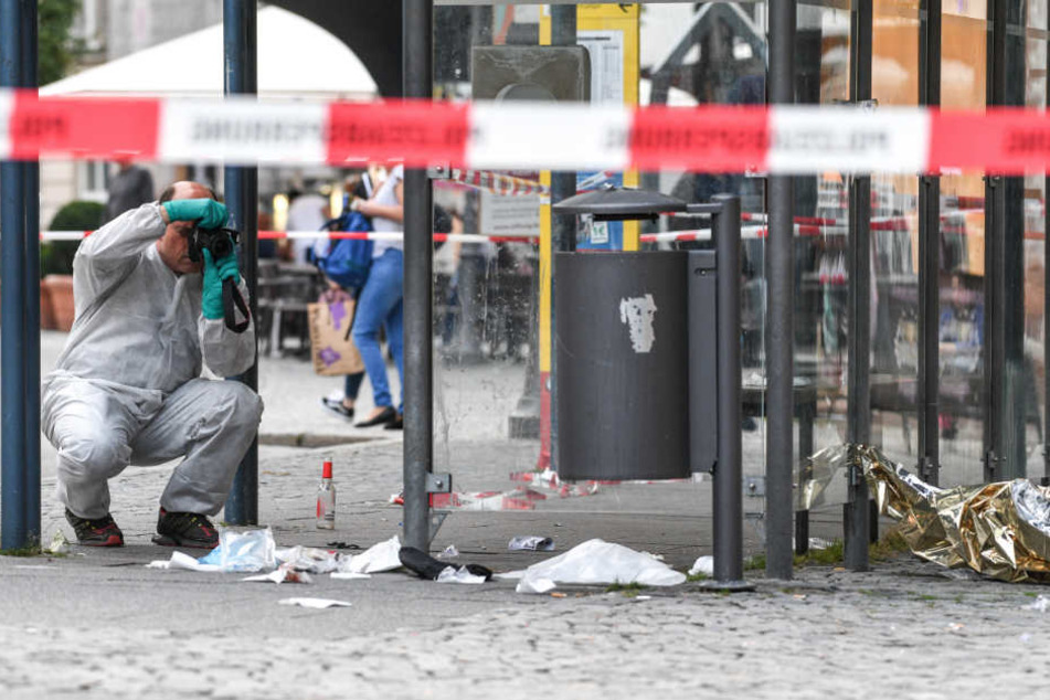 Bei der Messerattacke wurden drei Menschen schwer verletzt. (Archiv)