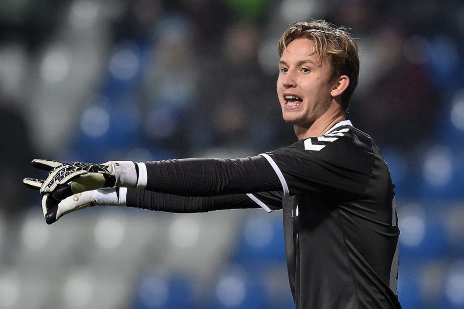 Hütet in der kommenden Saison den Kasten der Frankfurter Eintracht: Dänemarks National-Keeper Frederik Rönnow (Archivbild).