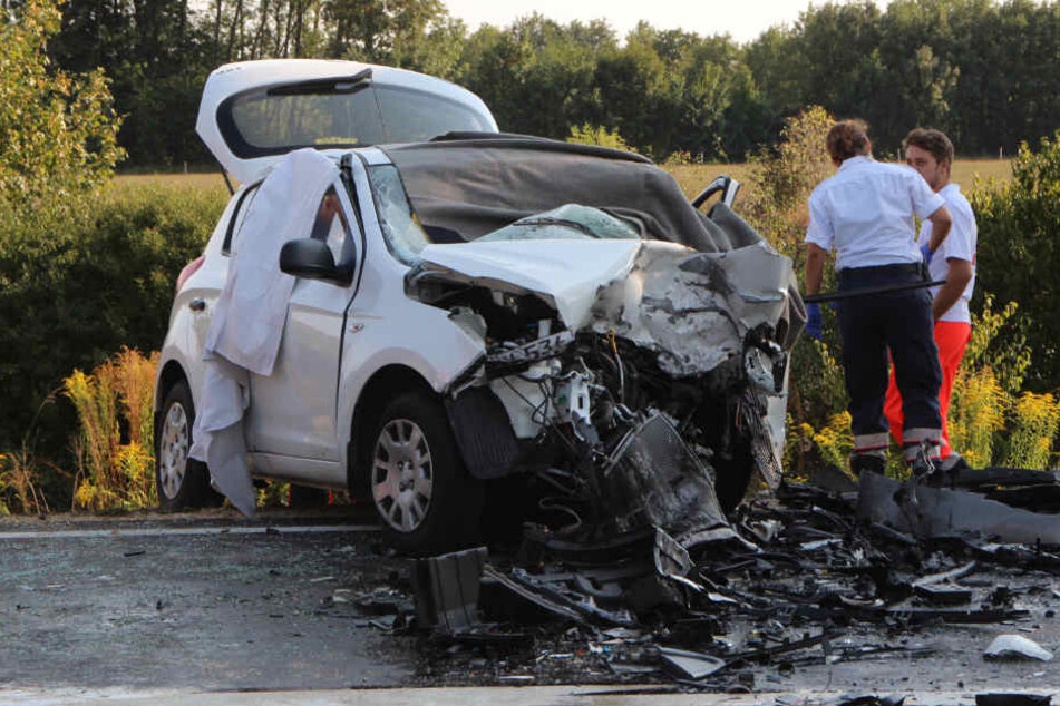 Auf der Bundesstraße 8 im Landkreis Regensburg hat sich ein Unfall ereignet.