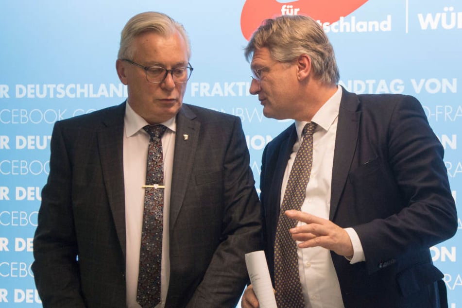 Zürcher ist Mitarbeiterin von Bernd Gögel (links), dem Nachfolger von Jörg Meuthen (rechts).