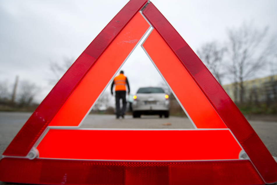 Für den Verkehr wurden örtliche Umleitungen eingerichtet. (Symbolbild).