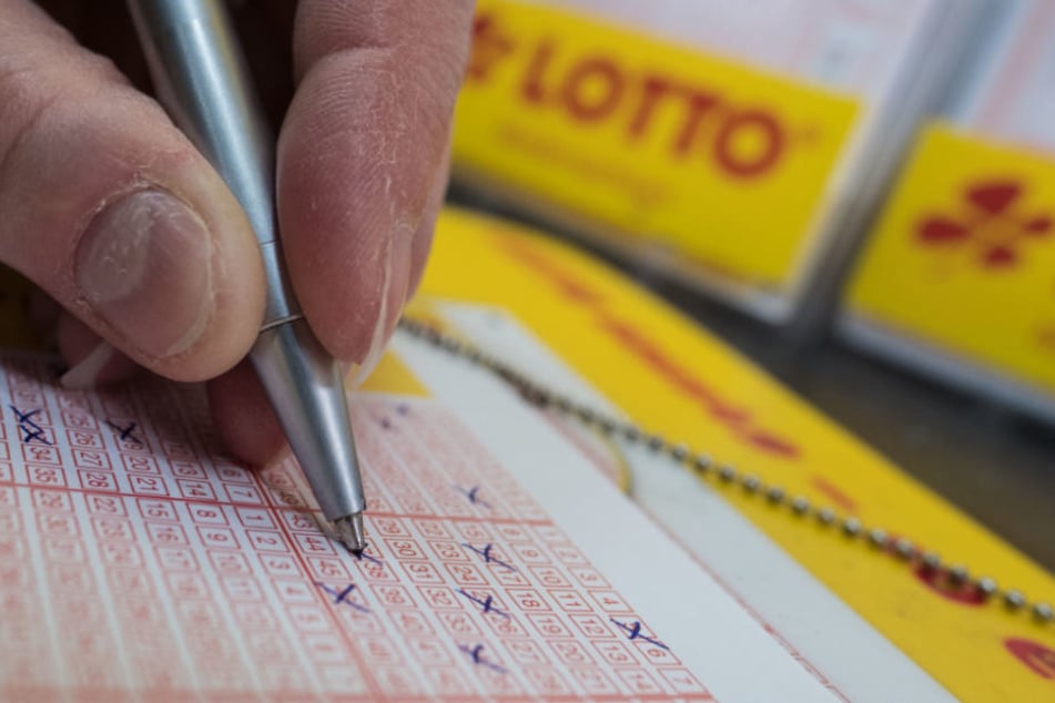 Anstatt der halben Million, erhielt die Frau nur 8000 Euro (Symbolfoto).