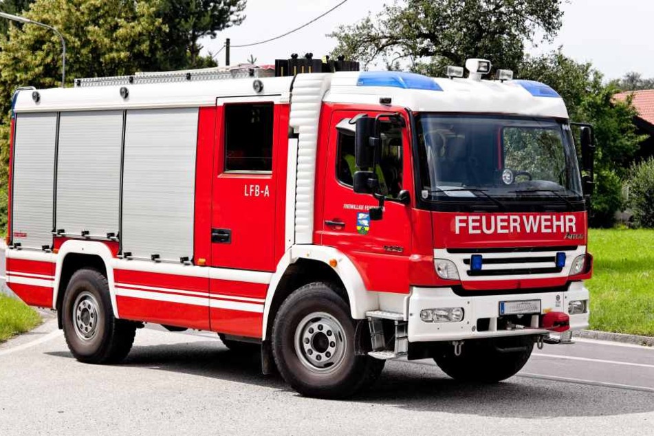 Die Kameraden der Feuerwehr zeigten jede Menge Mitgefühl für einen krebskranken Jungen (Symbolfeuerwehr).