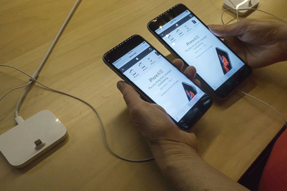 Das iPhone 6s kann unter Umständen mit einem fehlerhaften Akku ausgestattet sein, der nun kostenlos ausgetauscht wird.
