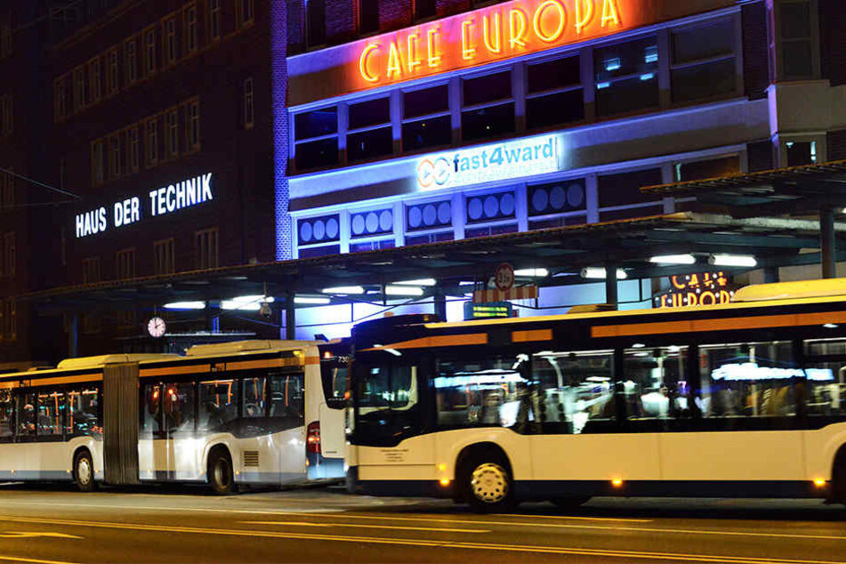 Das Mädchen wurde aus einem Nachtbus in Richtung Altenhagen/Heepen rausgeworfen.