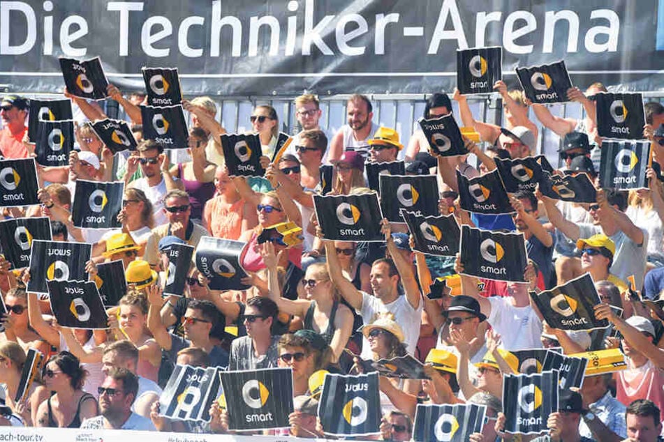 Tolle Stimmung auf den Tribünen: Insgesamt 30.000 Besucher kamen an den drei Turniertagen.