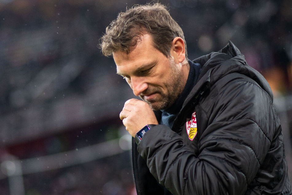 Beim VfB vor dem Aus: Coach Markus Weinzierl stand in Düsseldorf noch an der Seitenlinie.
