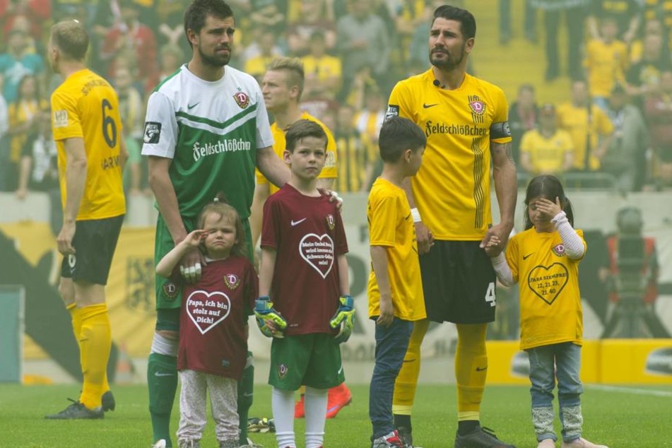 Kirsten (l.) gemeinsam mit Cristian Fiel bei ihrem Abschied von Dynamo im Sommer 2015.