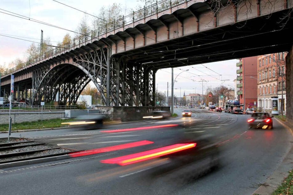 Einmal hüh, einmal hott: Der Abriss des Viadukts schien bereits
sicher, nun gibt es doch noch Hoffnung.
