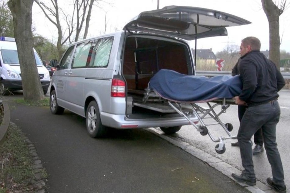 In dem Taxi lagen schwarze Plastiktüten mit den Überresten der Opfer. (Symbolbild)