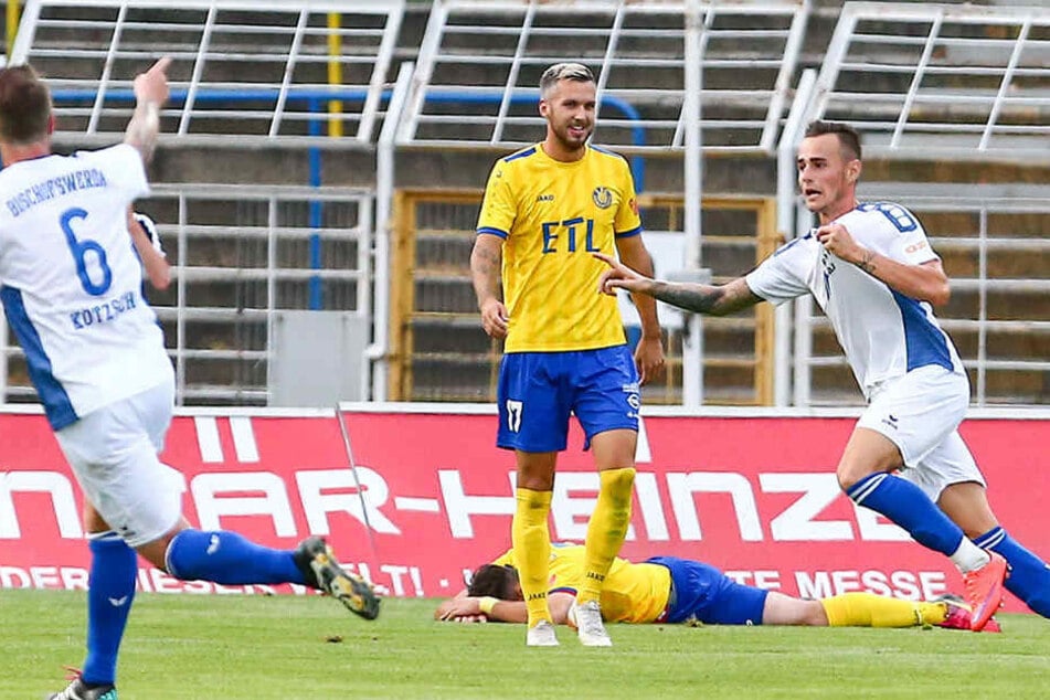 Tomas Petracek (r.) erzielte beide Treffer beim 2:1 für Bischofswerda bei Lok Leipzig.