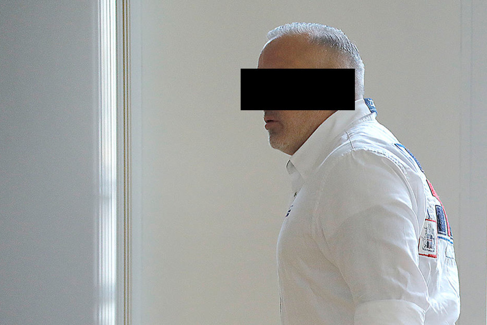 Der streitsüchtige Sven A. (44) konnte am Mittwoch seine Geldstrafe reduzieren. Jetzt will er eine Ausbildung zum Kaufmann machen.