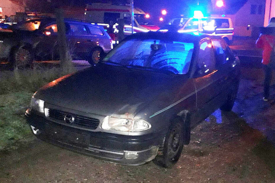 Mit diesem Opel Astra wurde die 47-Jährige überfahren.