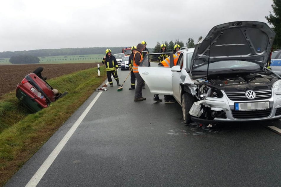 Wer die Schuld des Unfalls trägt, ermittelt nun die Polizei.