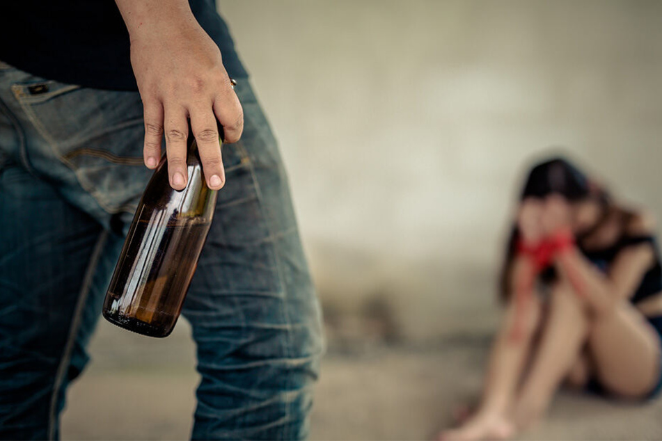 Alkohol, Glücksspiel und dann die totale Eskalation (Symbolbild).