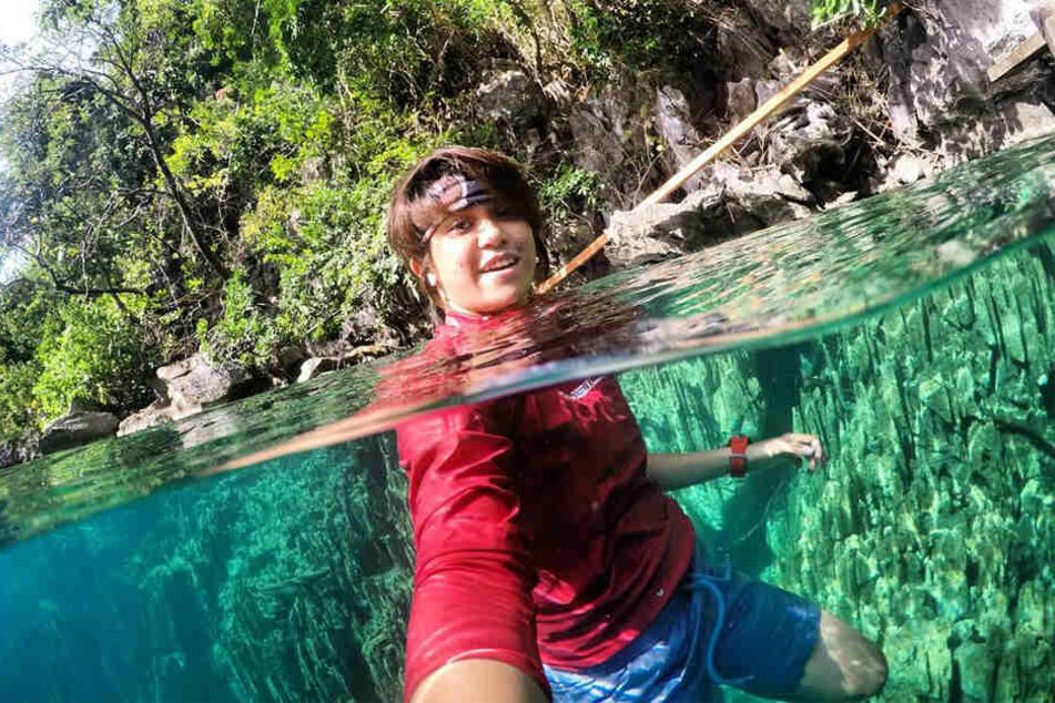 Gel Rodriguez geht sogar mit Kleidung ins Wasser.