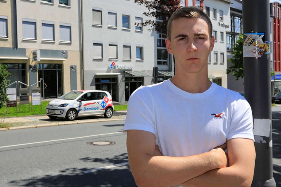 Patrick V. (19) ist sauer, wartete nach eigener Aussage wochenlang auf seinen
Lohn.