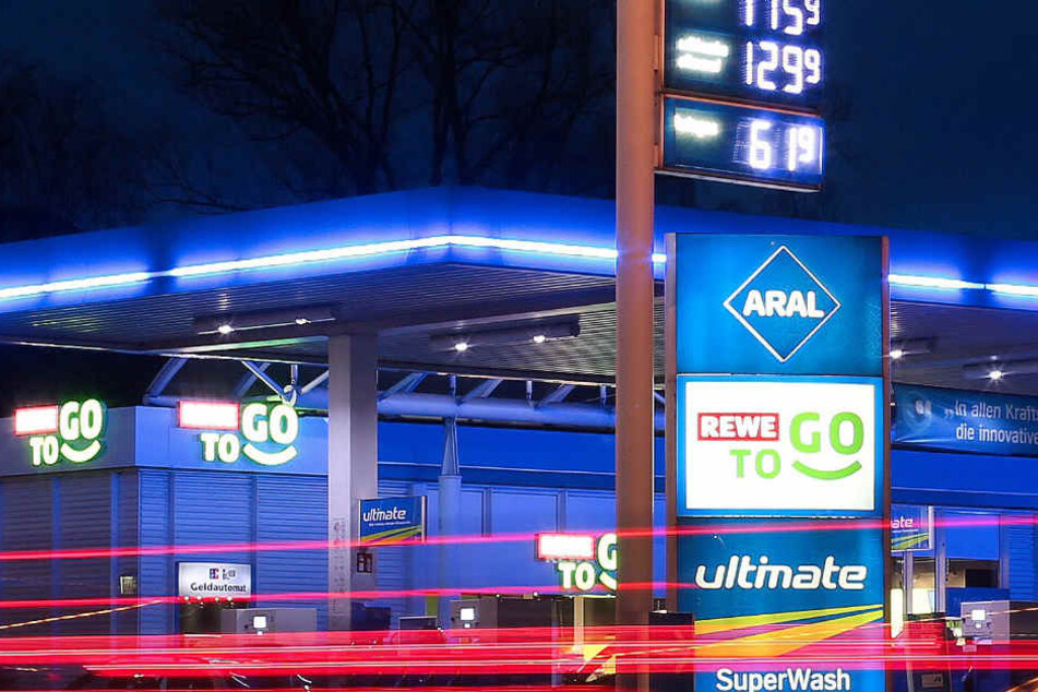 In vier Bielefelder Tankstellen zieht der Mini-Markt ein.