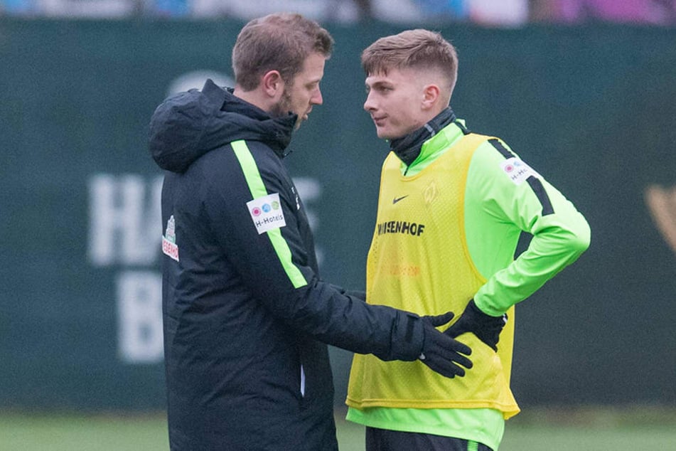 Werders Profi-Coach Florian Kohfeldt (l.) empfahl Ole Käuper für einen Wechsel nach Aue.