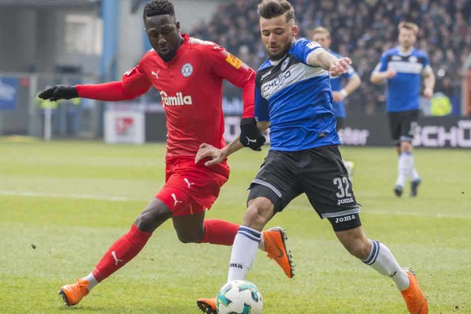 Gegen Kiel hatte Staude eine gute Chance, aber der Holstein-Keeper hielt.
