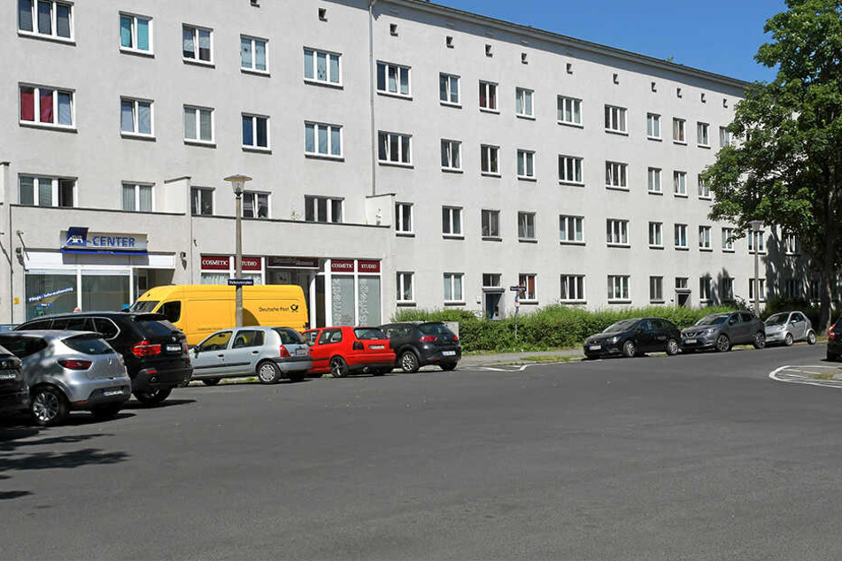 Eine viel zu hohe Keimbelastung gibt es aktuell in der Trinkwasseranlage dieses Vonovia-Wohnblocks an der Haenel-Clauß-Straße in Gruna.