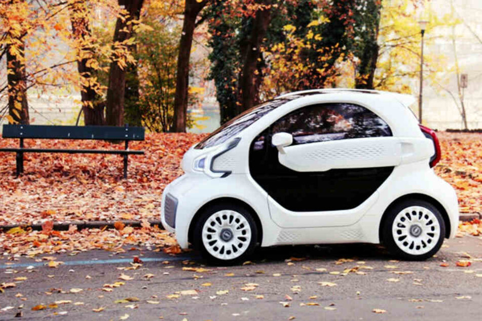 Das XEV-Auto in der Außenansicht.