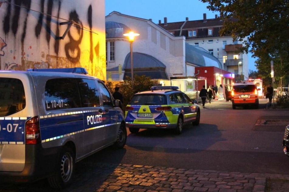 In Leipzig soll es Mittwochabend wieder zu einer Massenschlägerei gekommen sein. Die Polizei hat sich nun dazu geäußert.