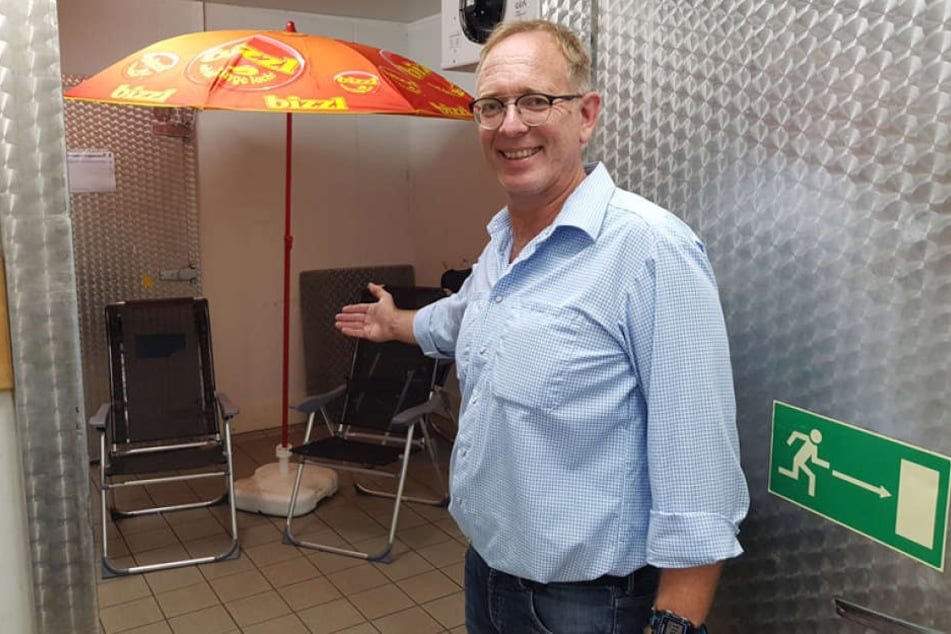 Aus einem Scherz-Angebot wurde schnell Ernst, wie Markt-Inhaber Lars Koch feststellen musste.